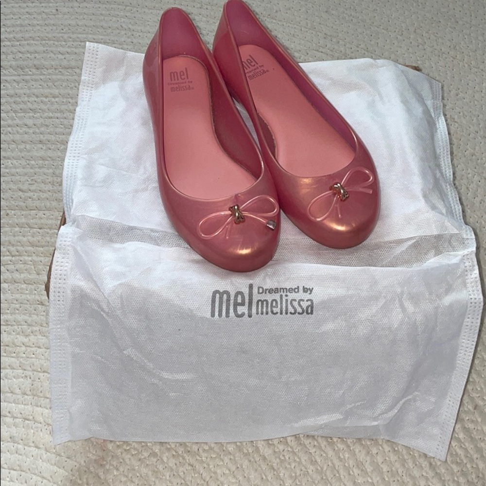 Mel by Melissa slip ons